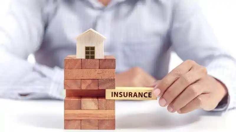 4 Factors Affecting Home Insurance Premium Prices